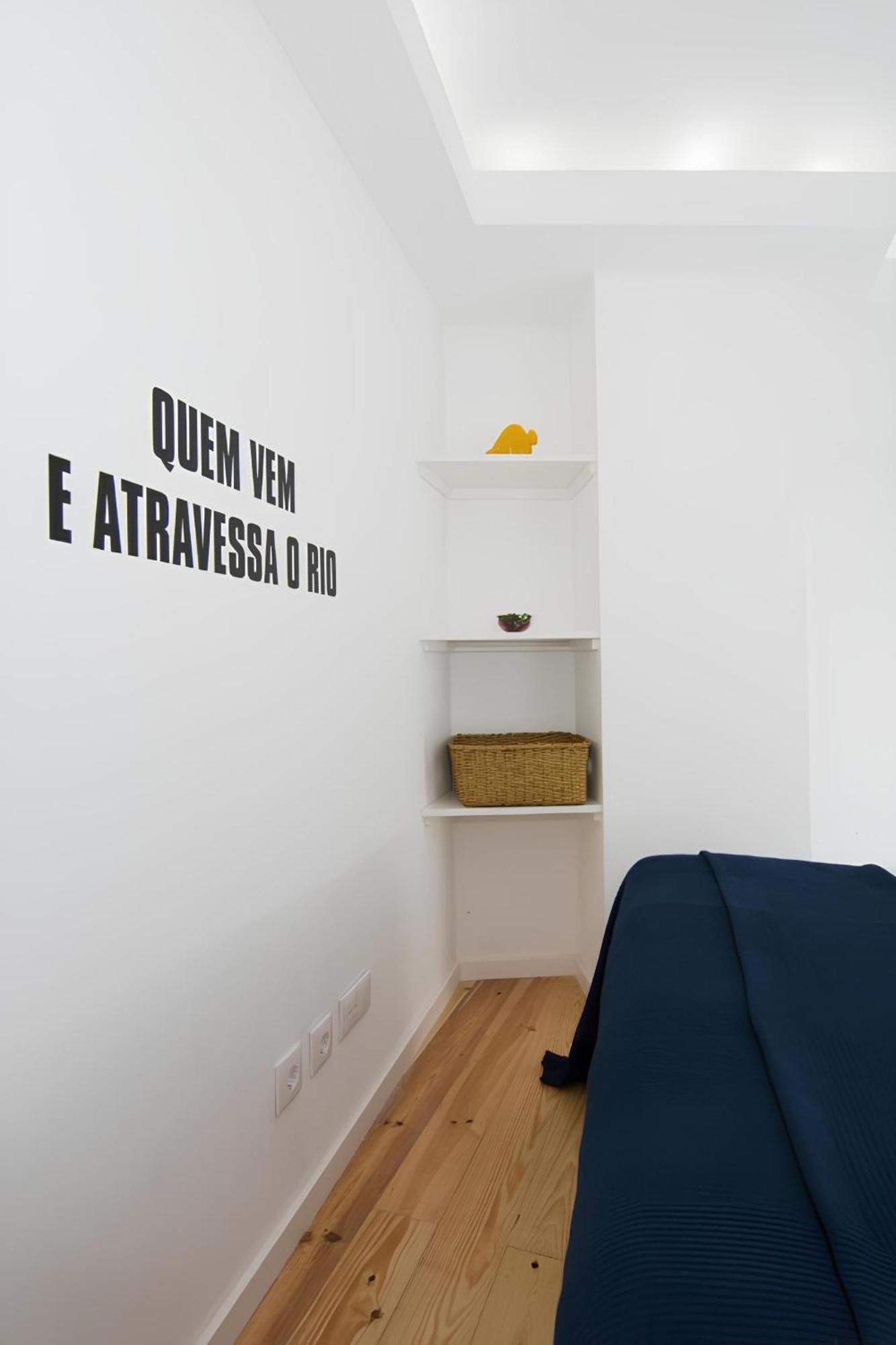 Casa Do Castelo 1- Work Or Relax In The Historic Heart Of Lisbon! Lägenhet Exteriör bild